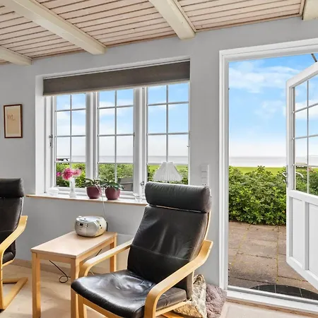 Sila - 25m From The Sea By Interhome *